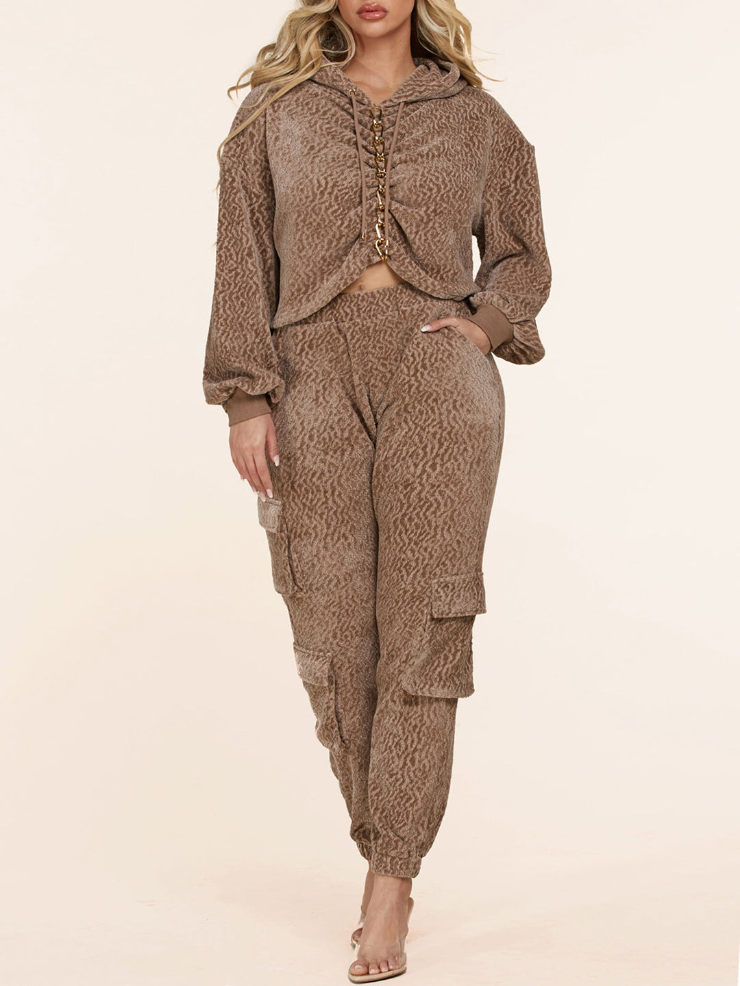 WOMEN'S LONG SLEEVE HOODIE & CARGO PANTS CHAIN DETAILED SET
