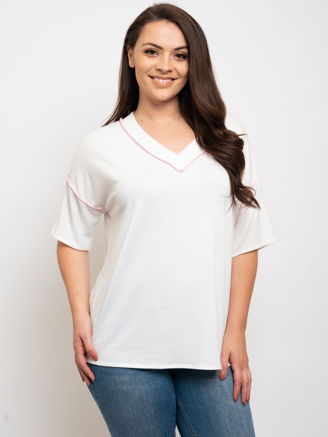 PLUS SIZE V-NECK SHORT SLEEVE TOP