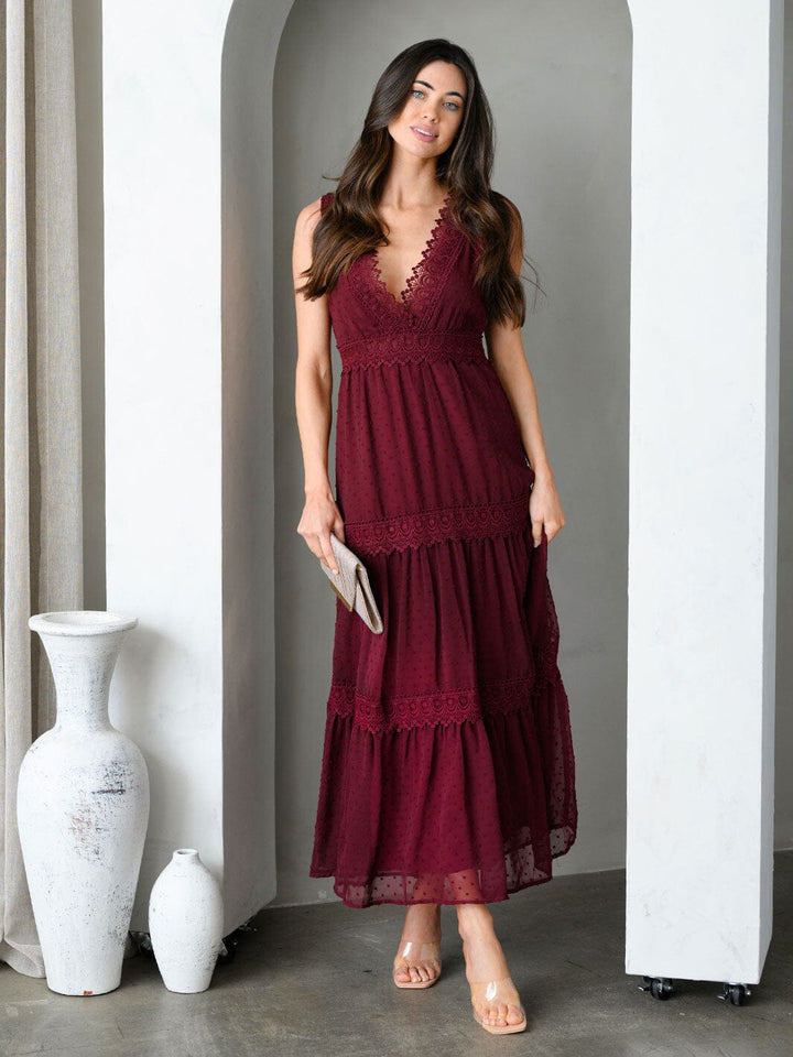 WOMEN'S SLEEVELESS V-NECK TIERED SWISS DOTS MAXI DRESS