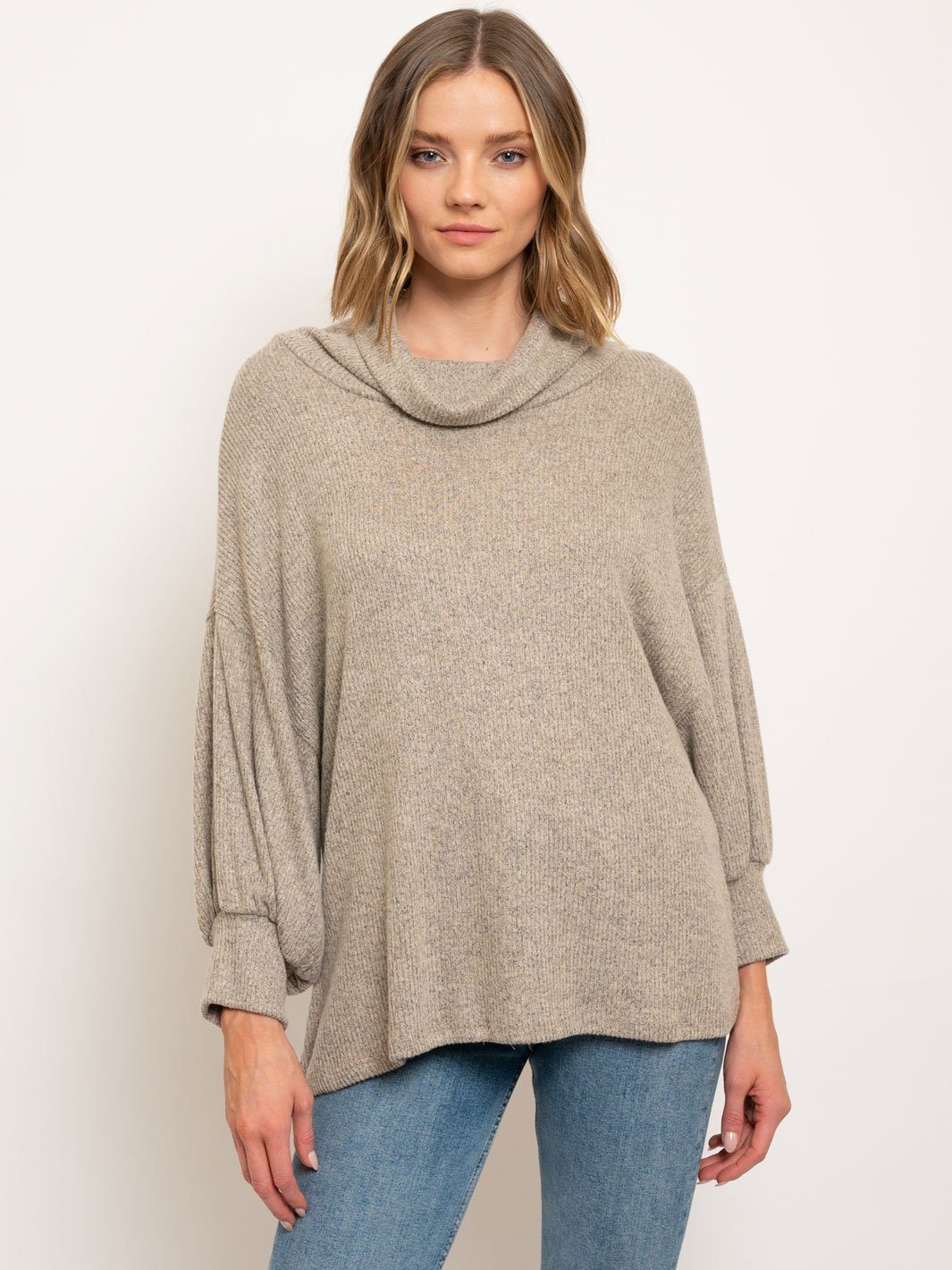 WOMEN'S TURTLE NECK TUNIC TOP