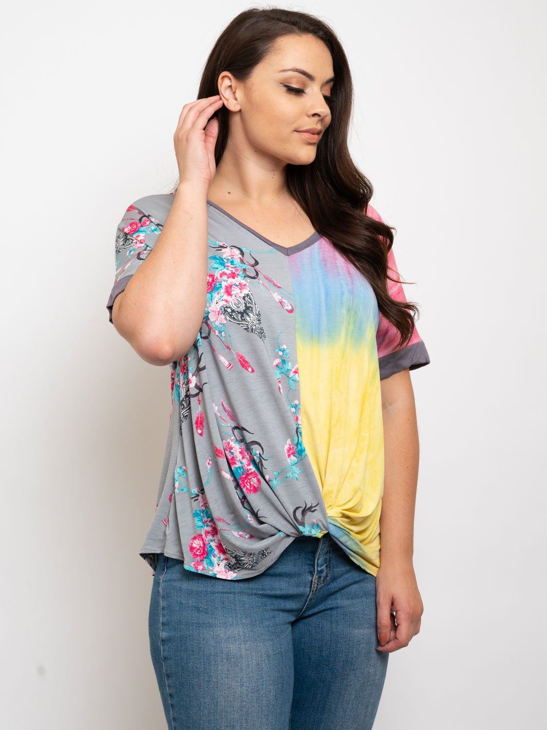 PLUS SIZE FRONT KNOT MULTI PRINT TOP