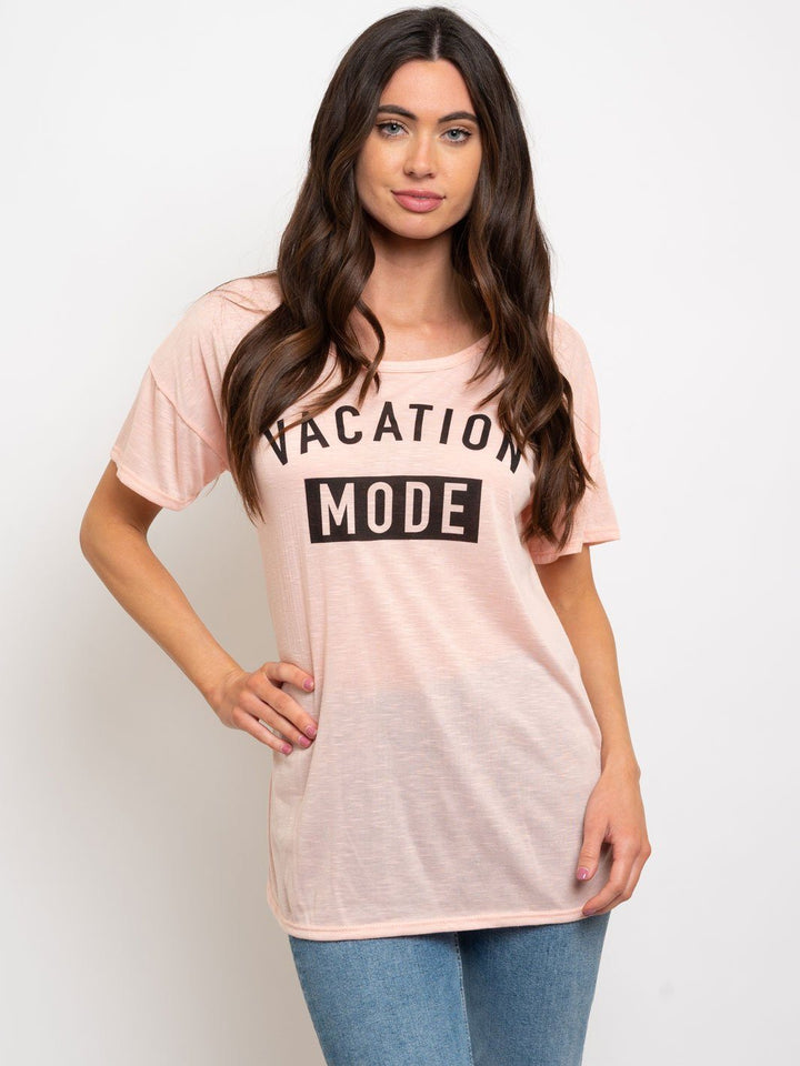 WOMEN'S GRAPHIC "VACATION MODE" TOP