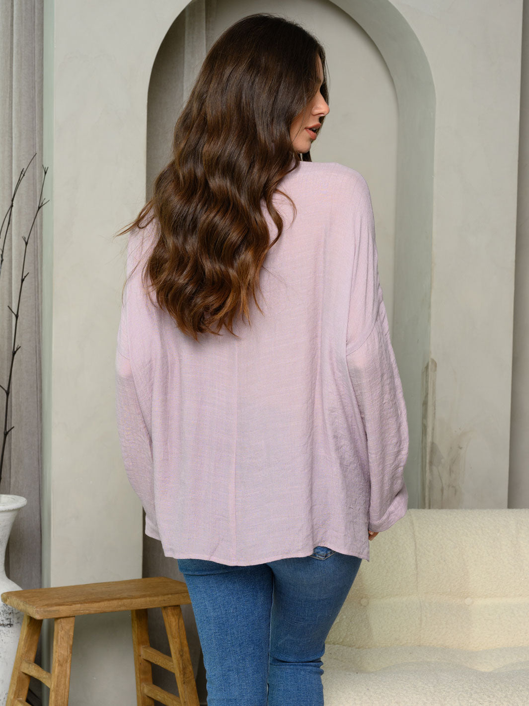 WOMEN'S LONG SLEEVE BUTTON UP SOLID TOP