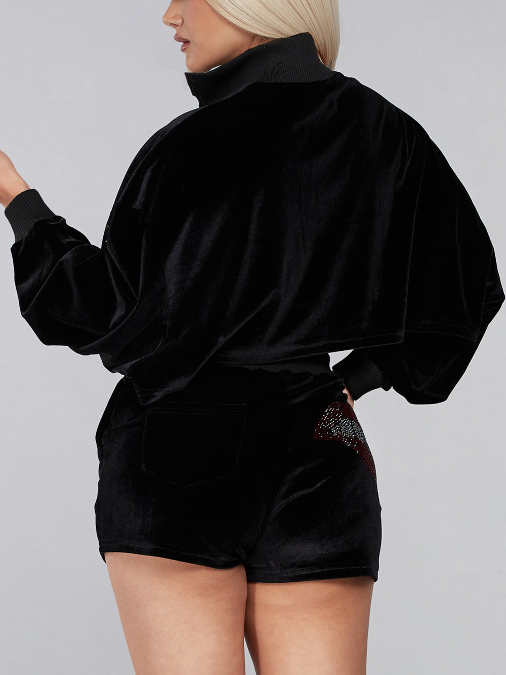 WOMEN'S 2PC. LONG SLEEVE TOP & SHORTS GRAPHIC SET