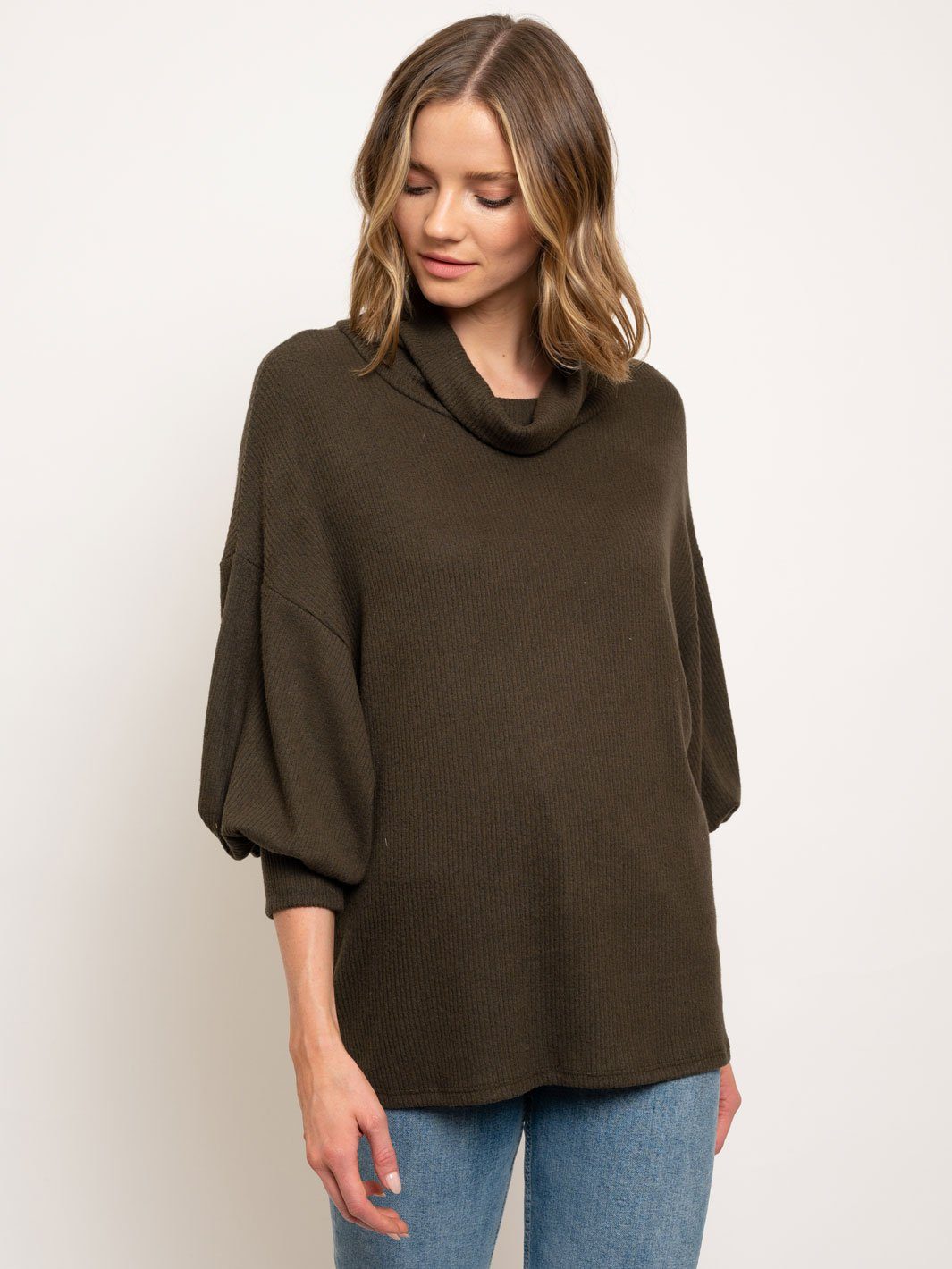WOMEN'S TURTLE NECK TUNIC TOP