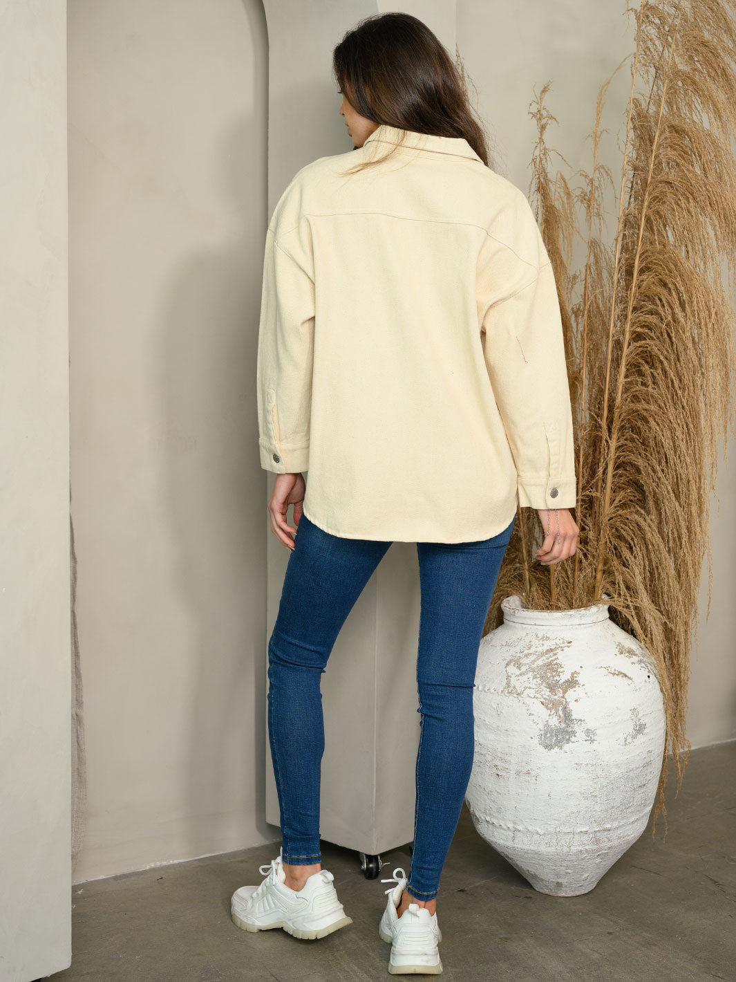 WOMEN'S LONG SLEEVE BUTTON UP DENIM TOP