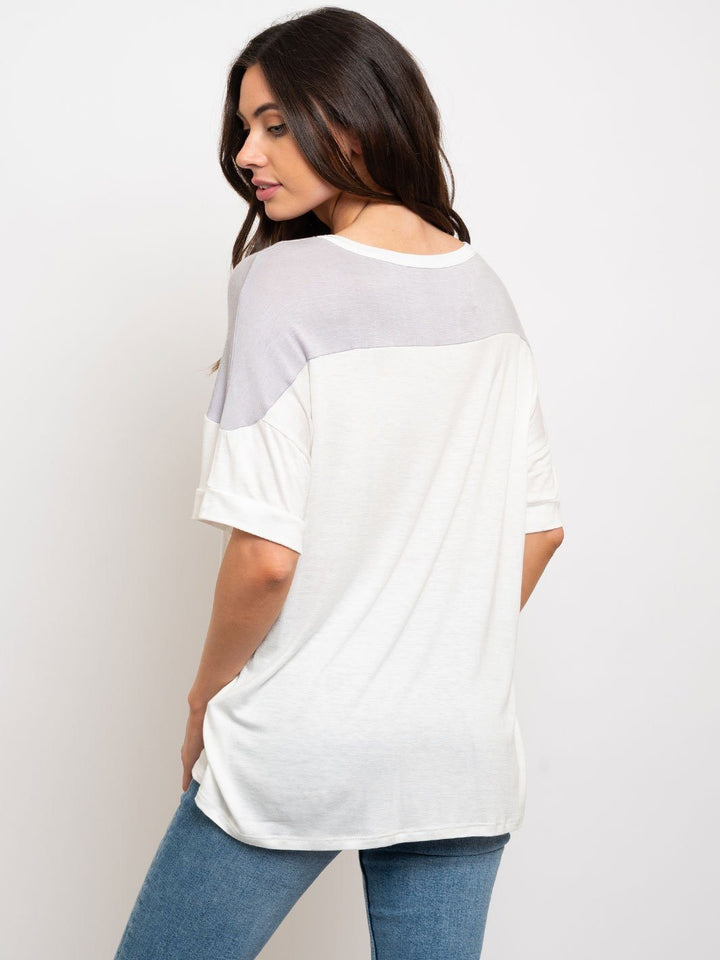 WOMEN'S COLOR BLOCK "SUNDAY FUNDAY" GRAPHIC TOP