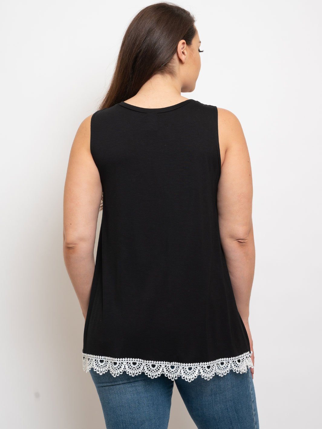 PLUS SIZE SLEEVELESS CROCHET DETAIL TOP