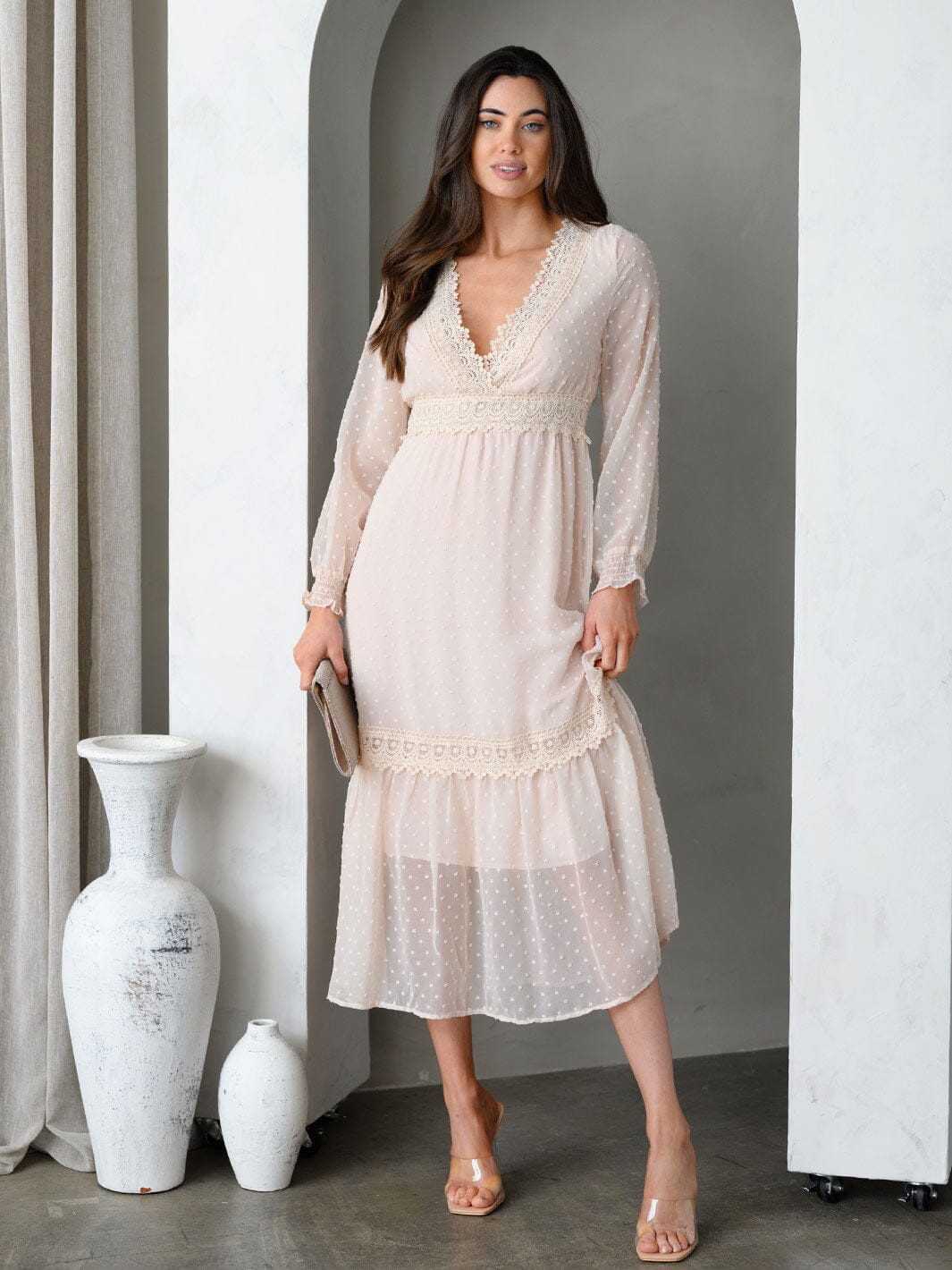 WOMEN'S LONG SLEEVE V-NECK TIERED SWISS DOTS MIDI DRESS