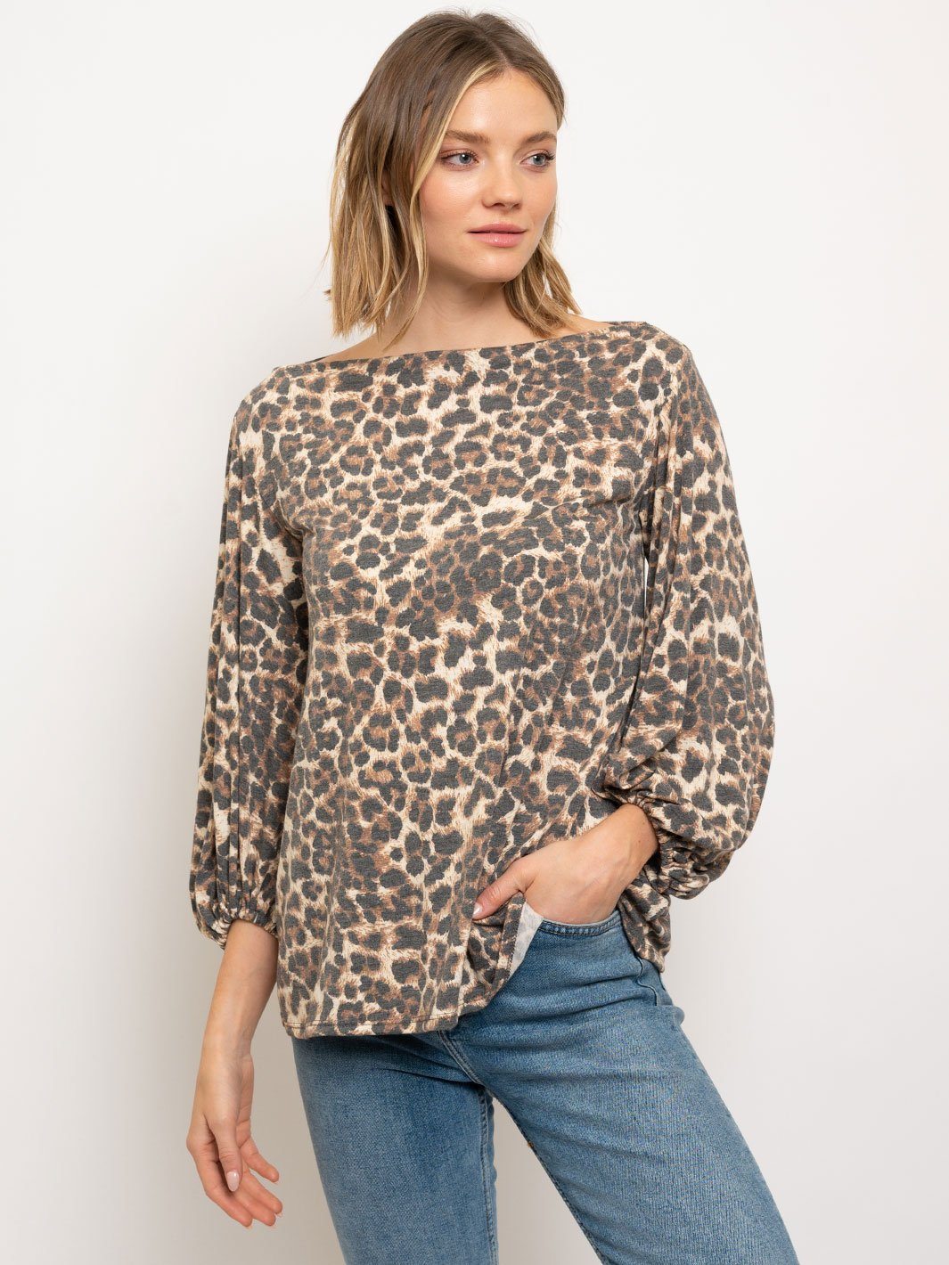 WOMEN'S ANIMAL PRINT LONG SLEEVE TOP
