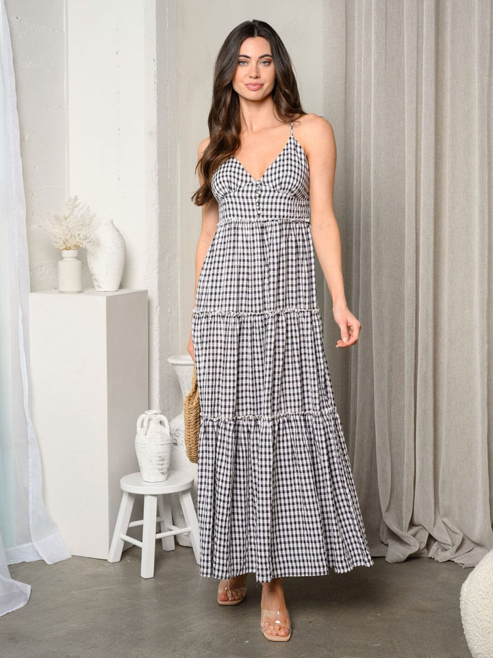 WOMEN'S SLEEVELESS V-NECK SMOCK TIERED PLAID MAXI DRESS
