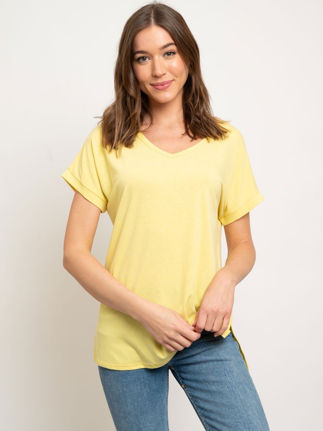 WOMEN'S V-NECK BAND SLEEVE KNIT TOP