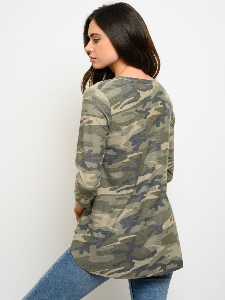 WOMEN'S TUNIC 3/4 SLEEVES CAMO PRINT TOP