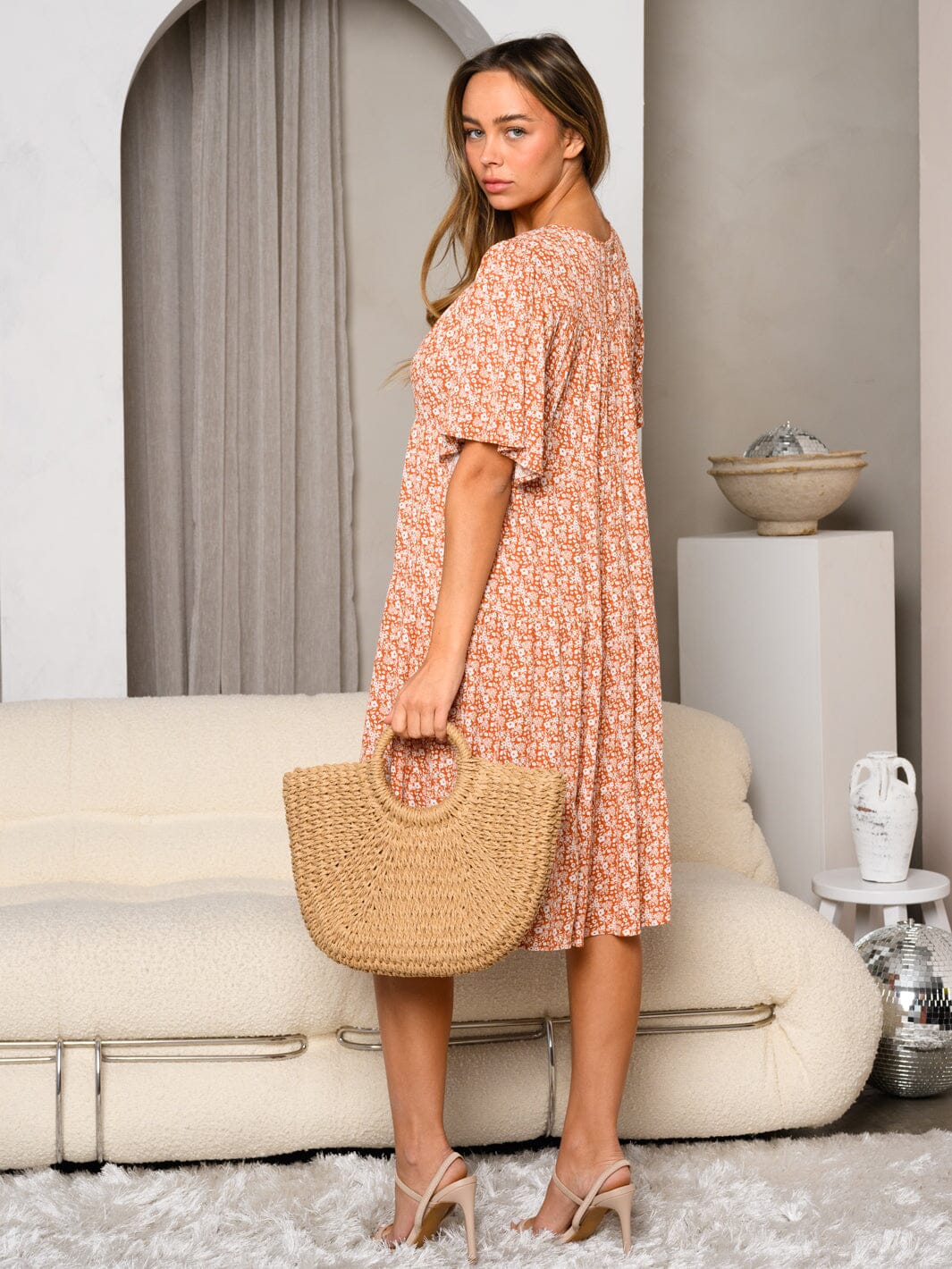 WOMEN'S SHORT SLEEVE TIERED FLORAL MIDI DRESS