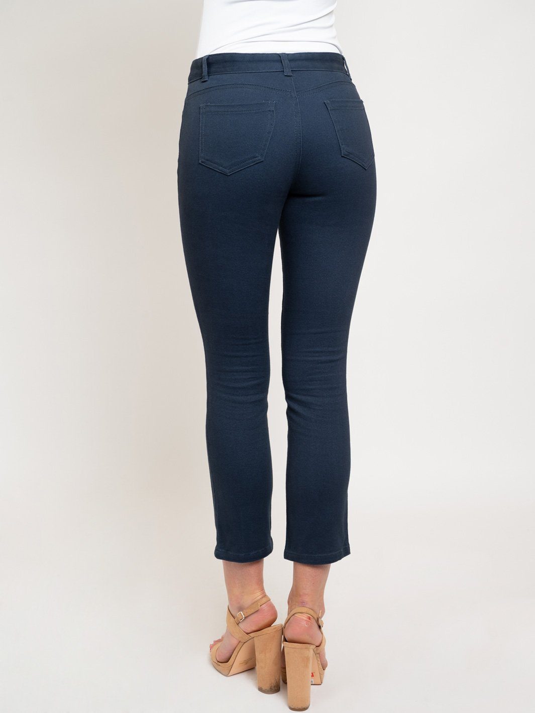 WOMEN'S ANKLE PANTS