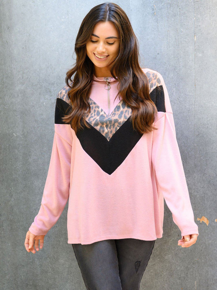 WOMEN'S LONG SLEEVE ANIMAL PRINT TOP