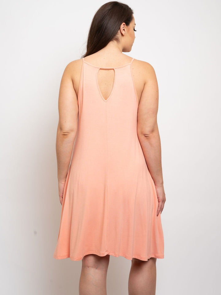 PLUS SIZE SLEEVELESS MIDI DRESS