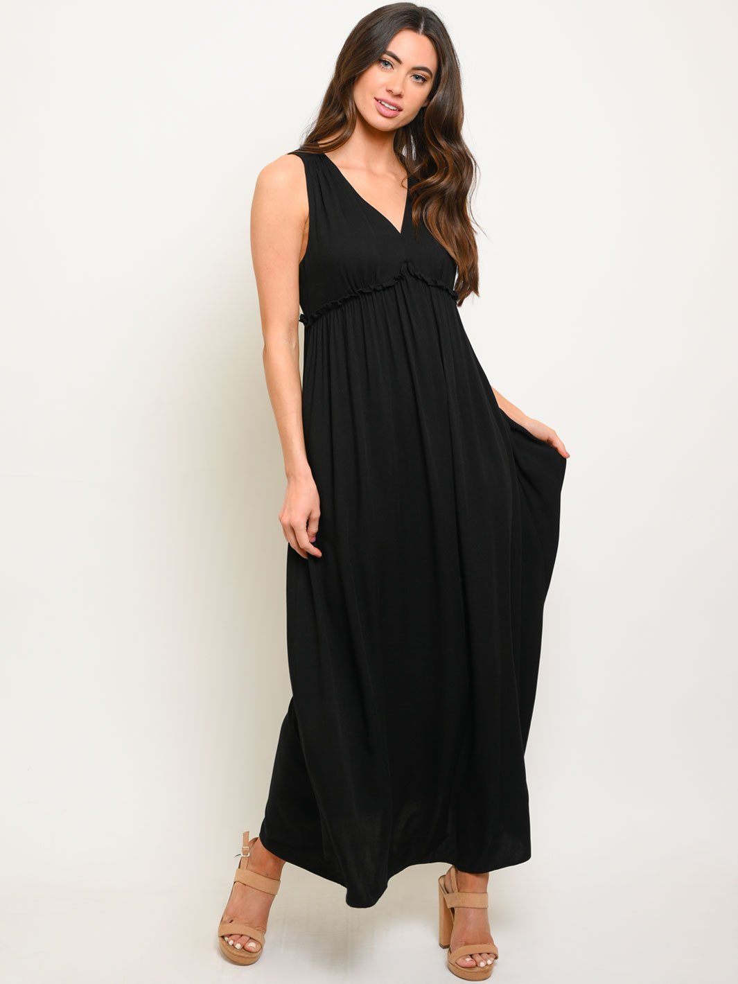WOMEN'S V-NECK BLACK MAXI DRESS