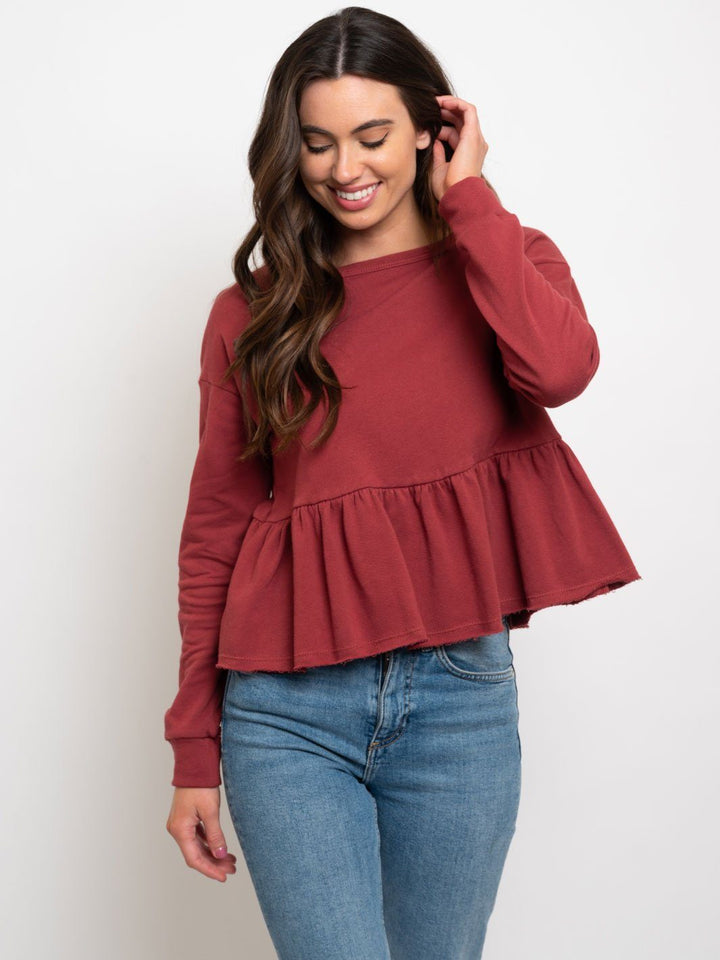 WOMEN'S RUFFLE BOTTON SWEATSHIRT