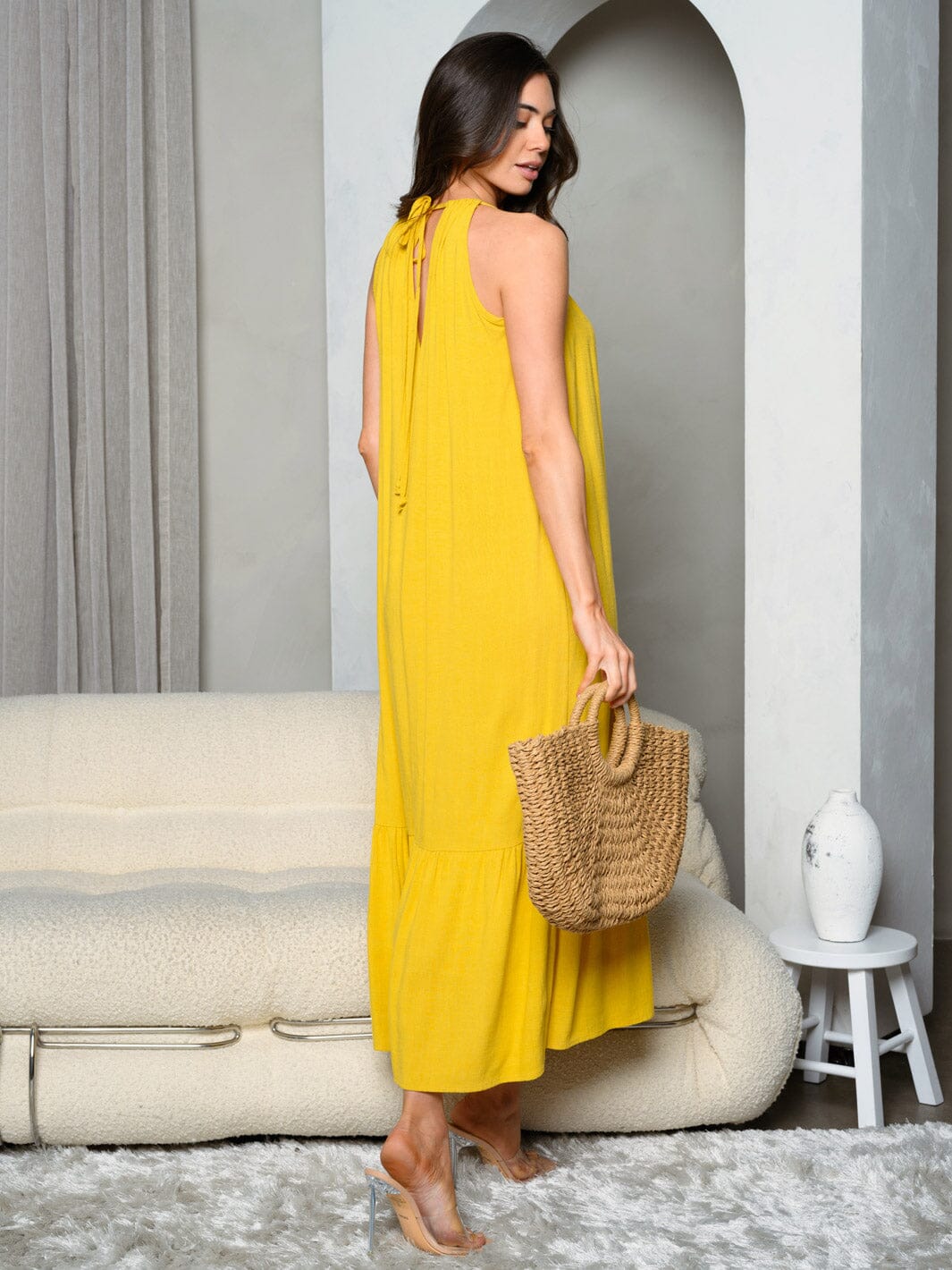 WOMEN'S SLEEVELESS HALTER NECK SOLID MAXI DRESS