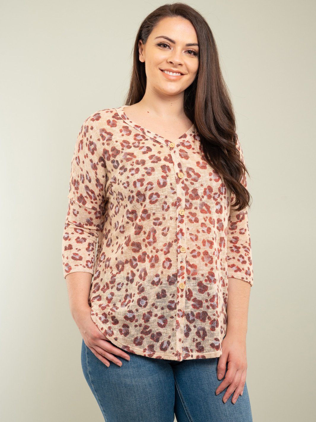 PLUS SIZE ANIMAL PRINT TOP