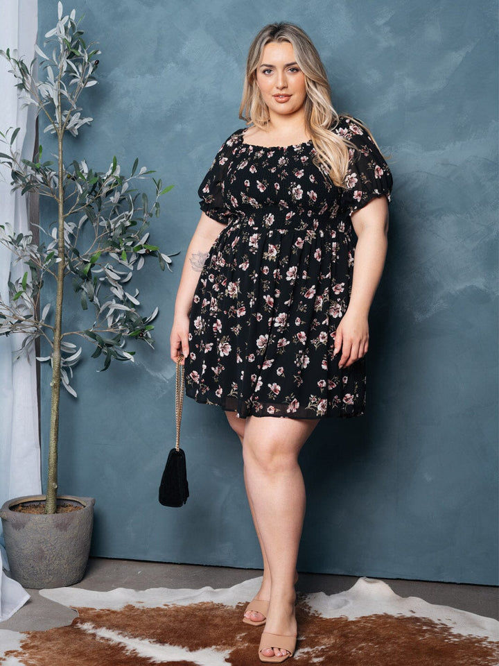PLUS SIZE SHORT SLEEVE SMOCK FLORAL MINI DRESS