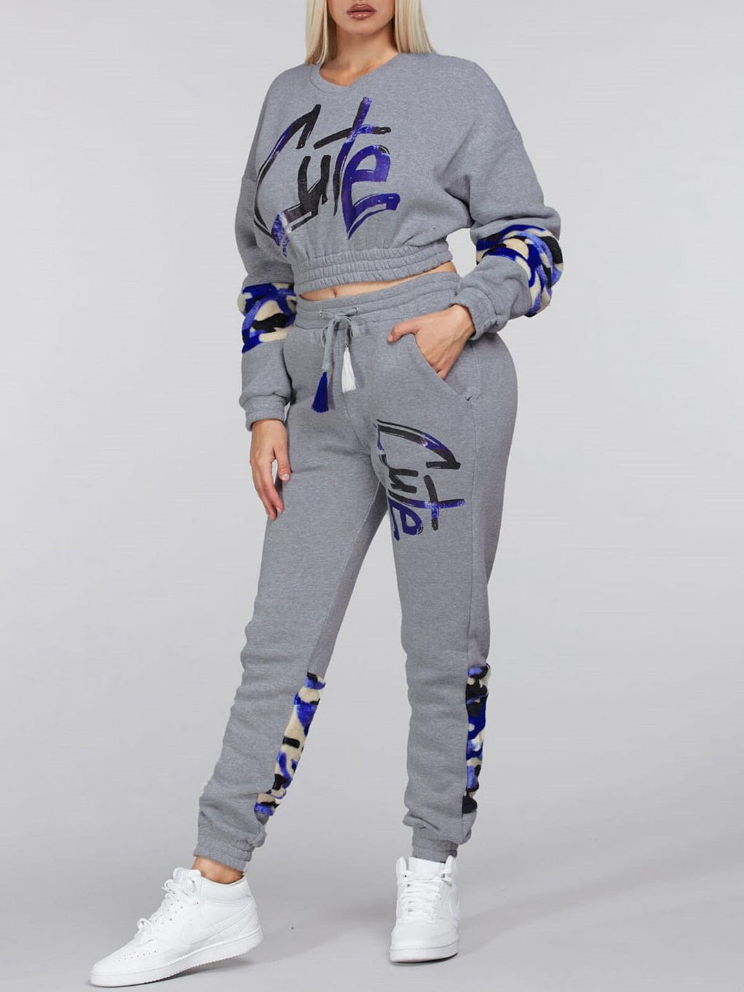WOMEN'S LONG SLEEVE SWEATER & PANTS CAMO DETAILED SET