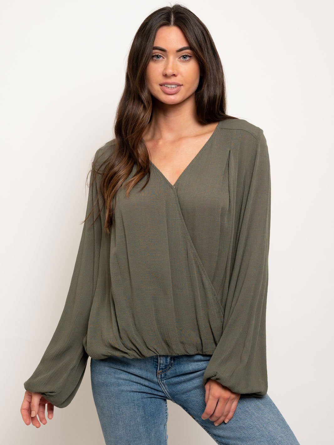 WOMEN'S LONG SLEEVE SURPLICE TOP