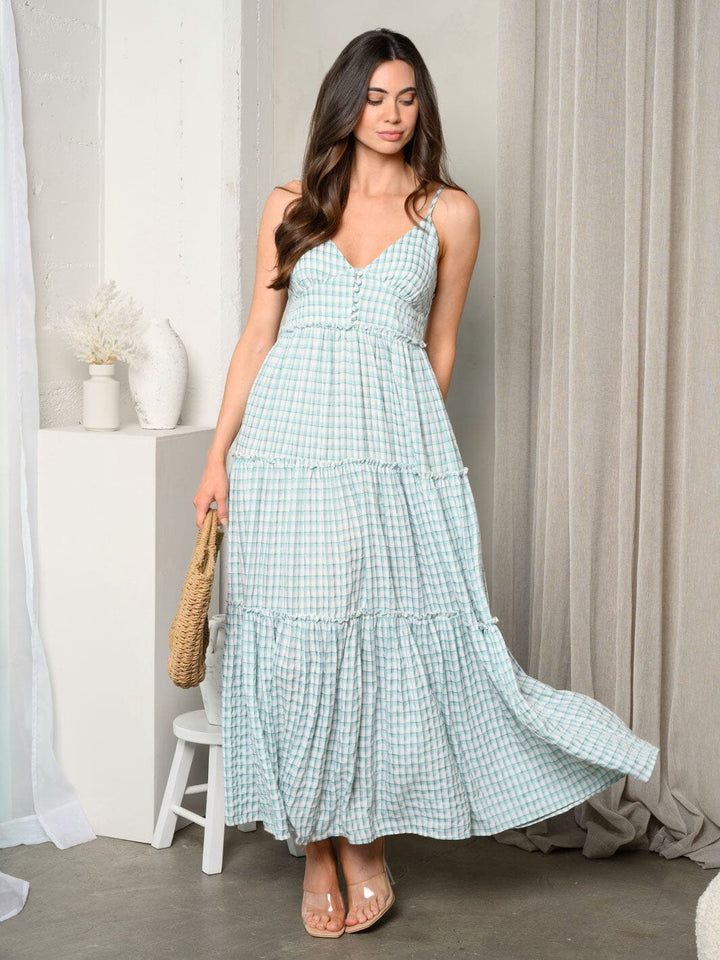 WOMEN'S SLEEVELESS V-NECK SMOCK TIERED PLAID MAXI DRESS