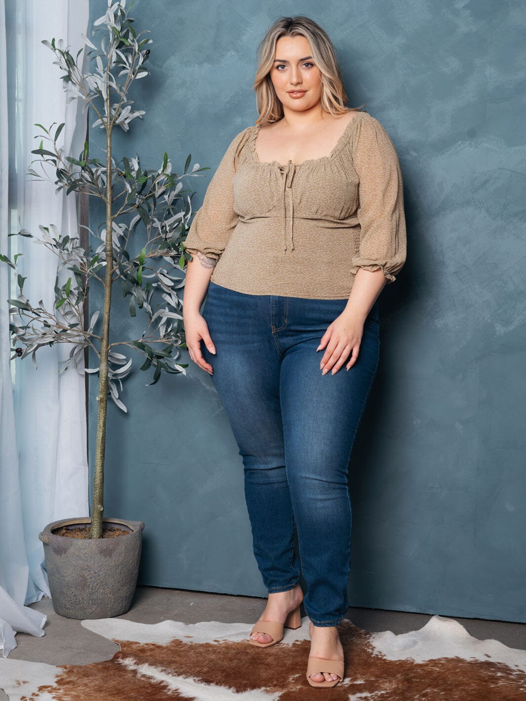 PLUS SIZE 3/4 SLEEVE SMOCK SQUARE NECK FLORAL TOP