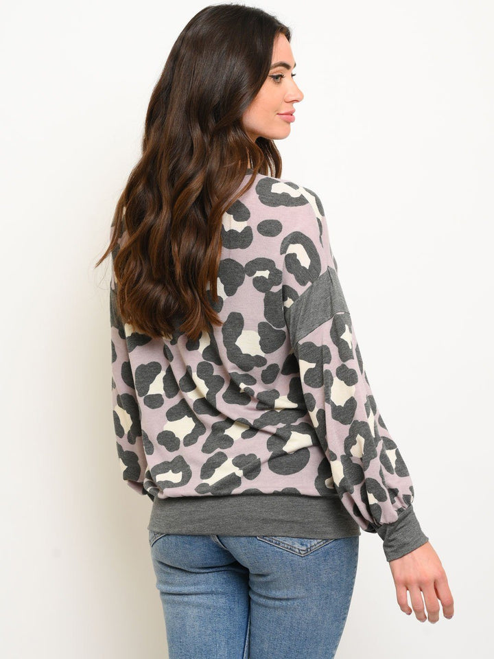 WOMEN'S LONG SLEEVE ANIMAL PRINT TOP