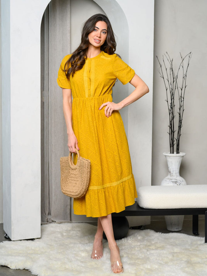 WOMEN'S SHORT SLEEVE TIERED EYELET MIDI DRESS