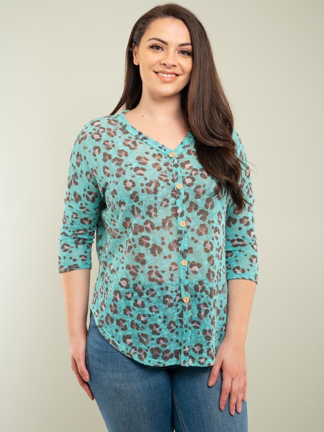 PLUS SIZE ANIMAL PRINT TOP