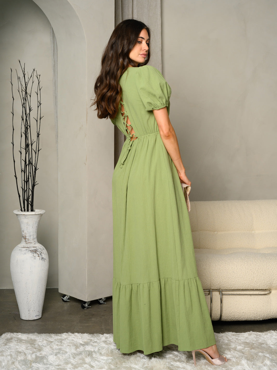 WOMEN'S SHORT PUFF SLEEVE BACK DETAILED MAXI DRESS