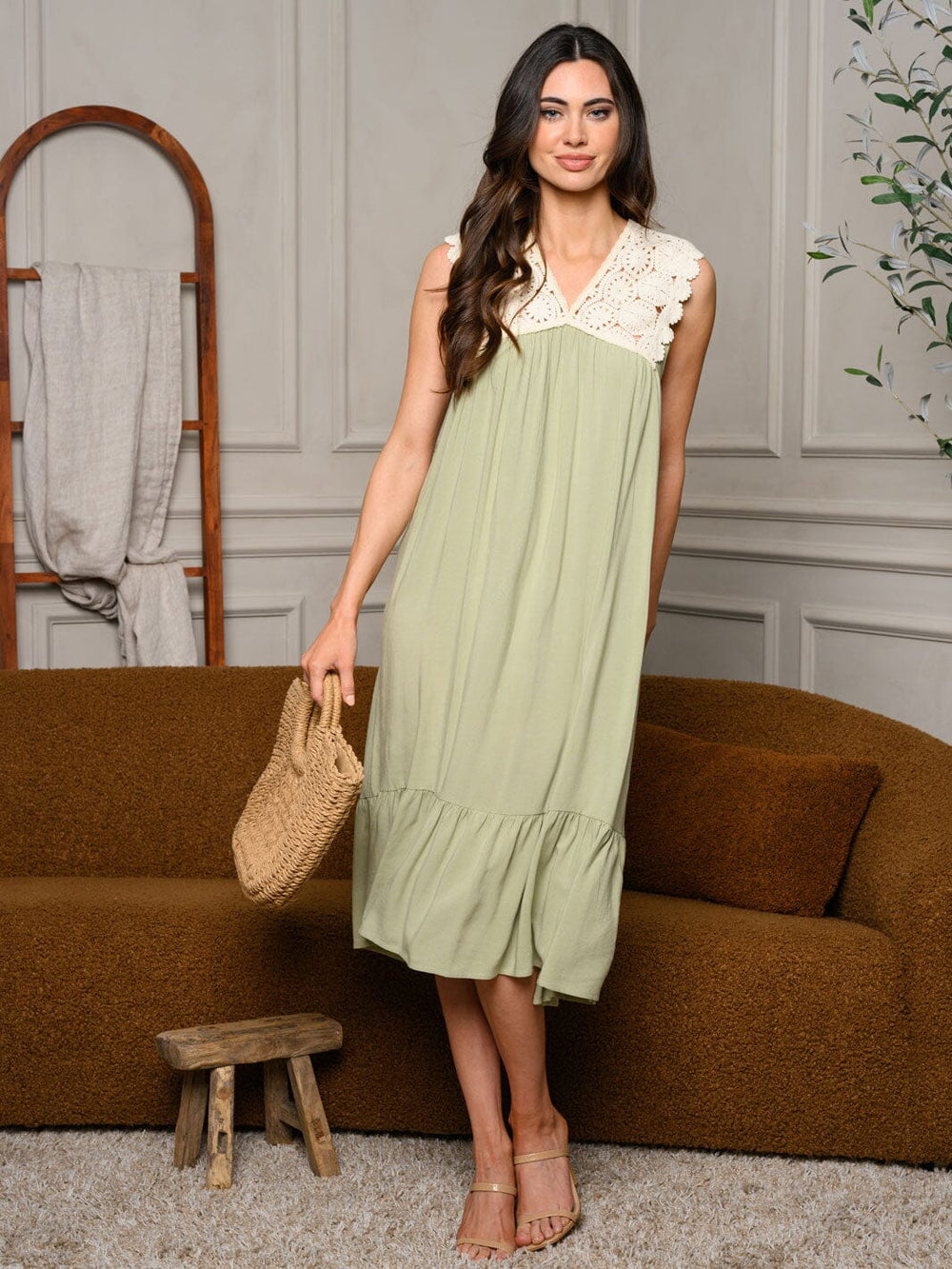 WOMEN'S SLEEVELESS V-NECK TUNIC CROCHET TRIMMED MIDI DRESS