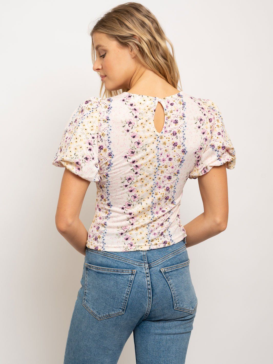 WOMEN'S PUFFED SLEEVE CREW NECK TOP