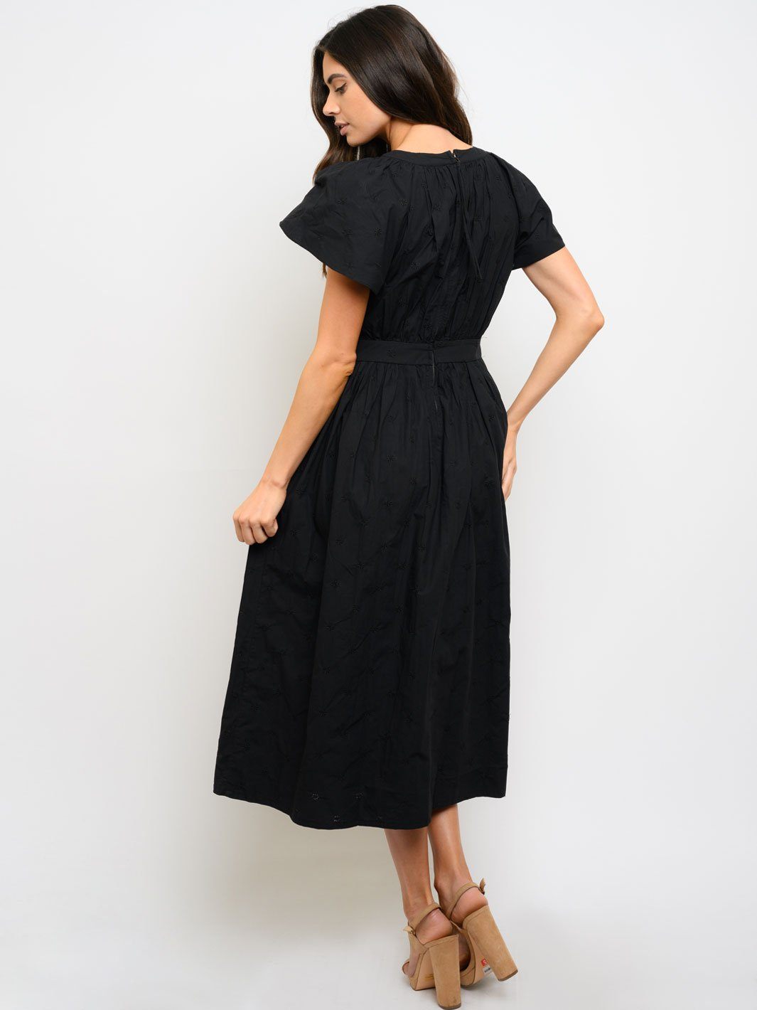 WOMEN'S PIN TUCK DETAIL EYELET MIDI DRESS