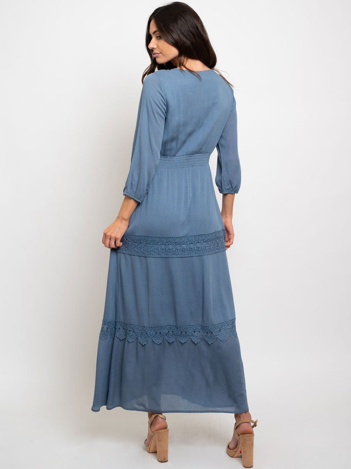 WOMEN'S LACE TRIM DETAIL MAXI DRESS