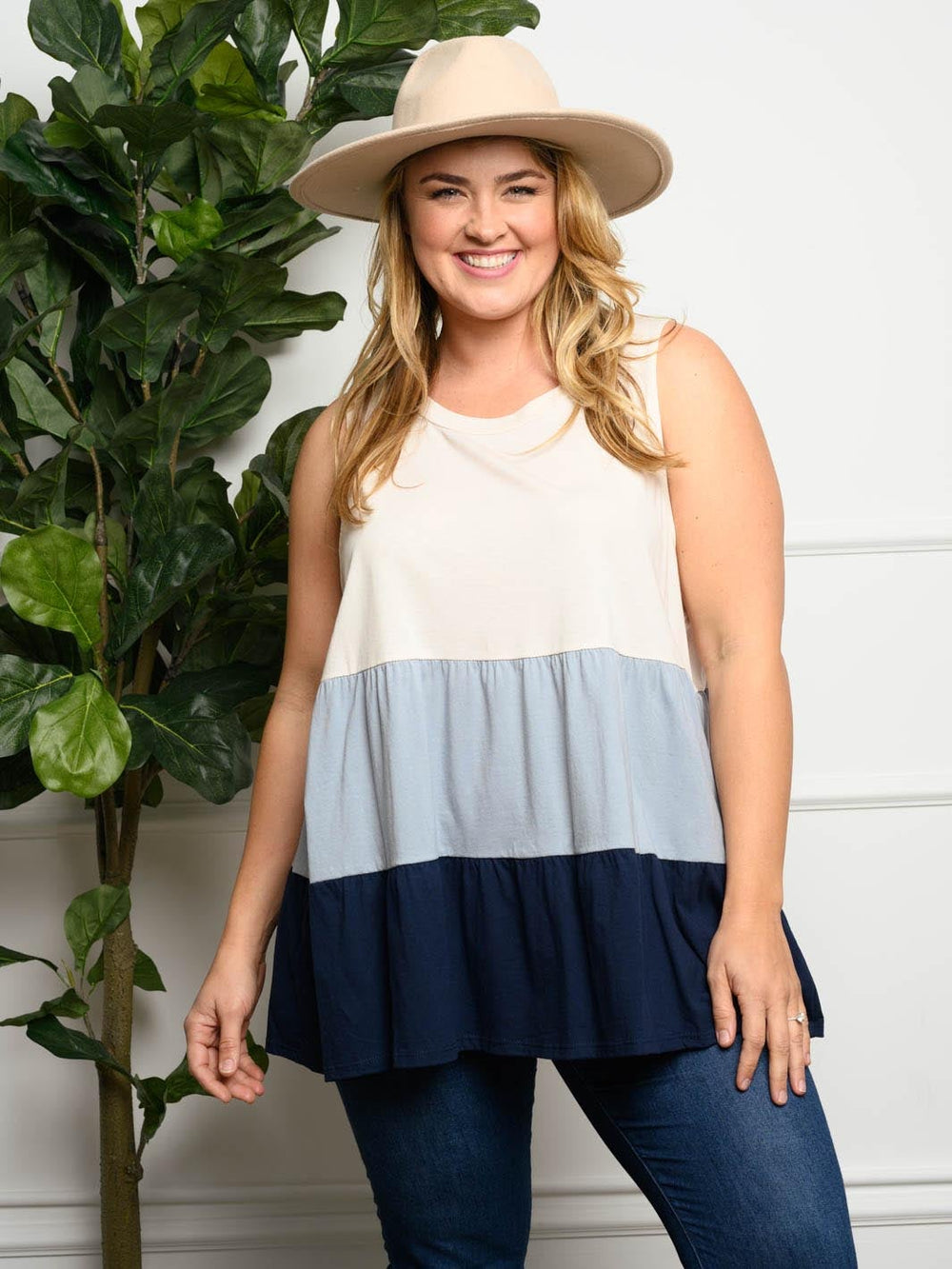 PLUS SIZE COLOR BLOCK TIERED RUFFLE TOP