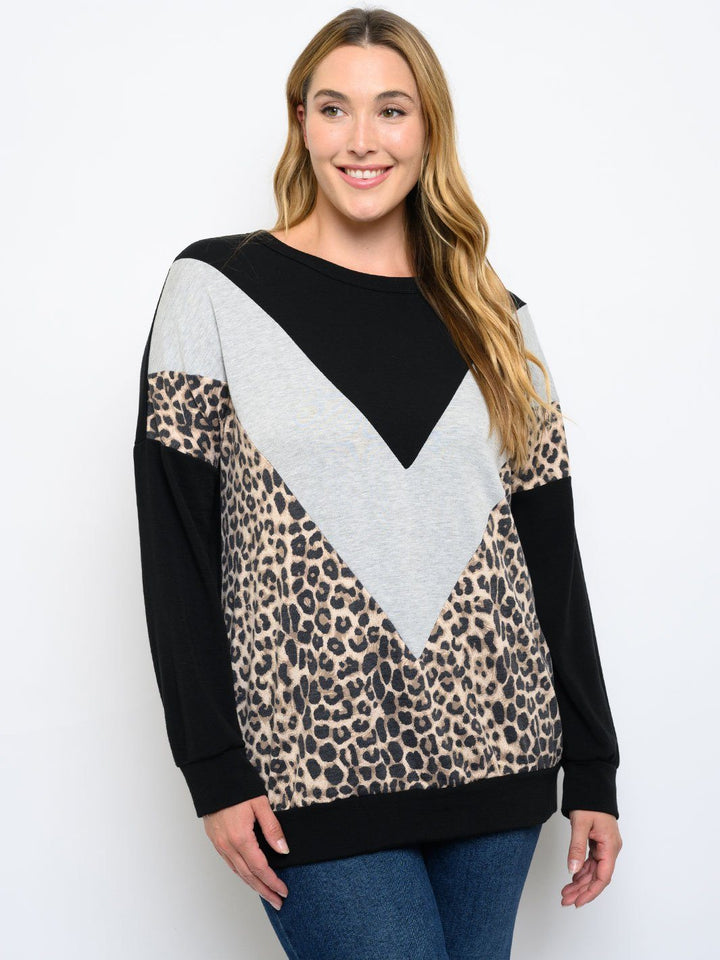 PLUS SIZE LONG SLEEVE TOP