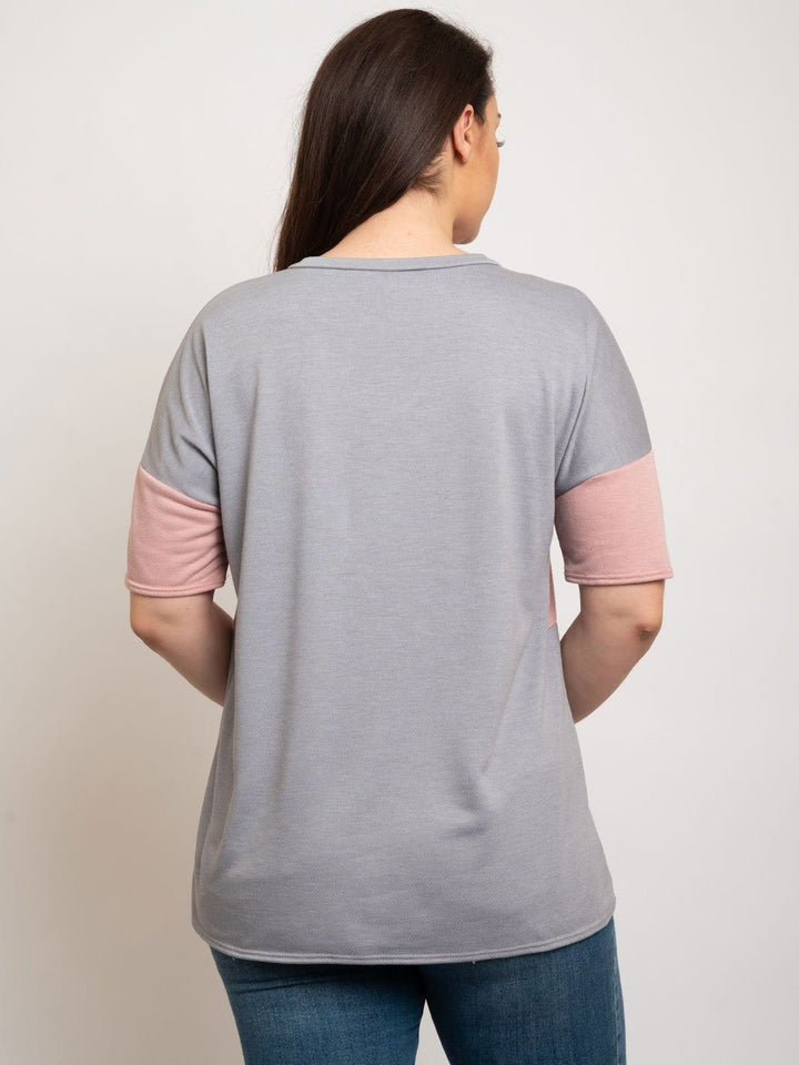 PLUS SIZE COLOR BLOCK MULTI TOP