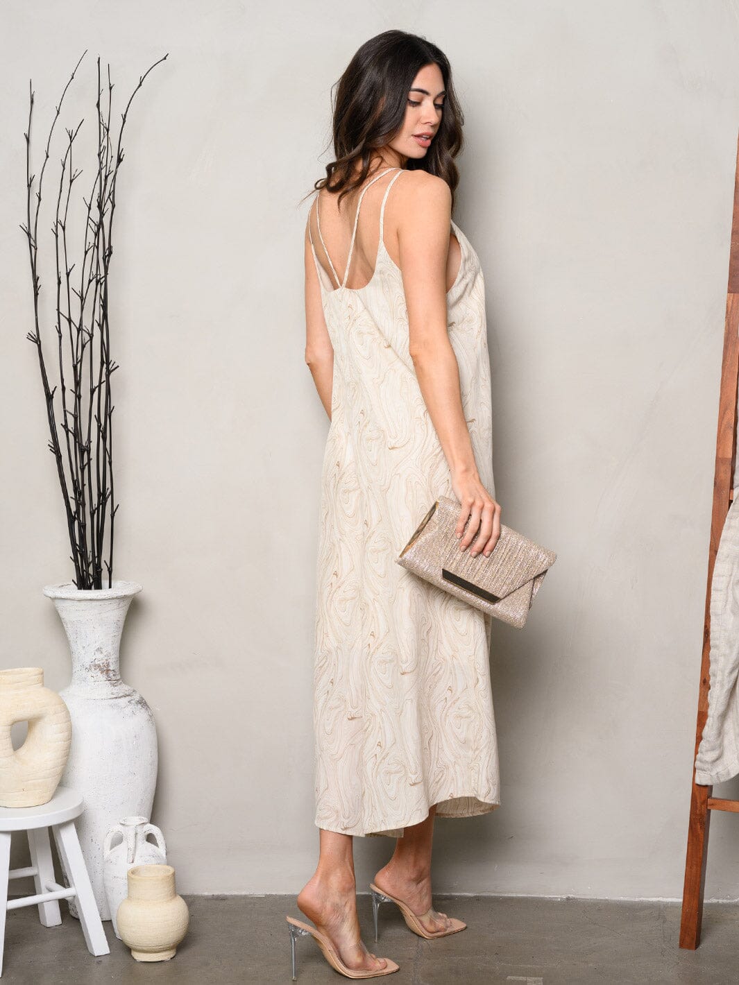 WOMEN'S SLEEVELESS V-NECK PRINTED JUMPSUIT