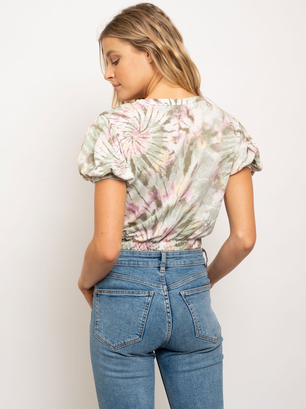 WOMEN'S PUFFED SLEEVE CROP TOP