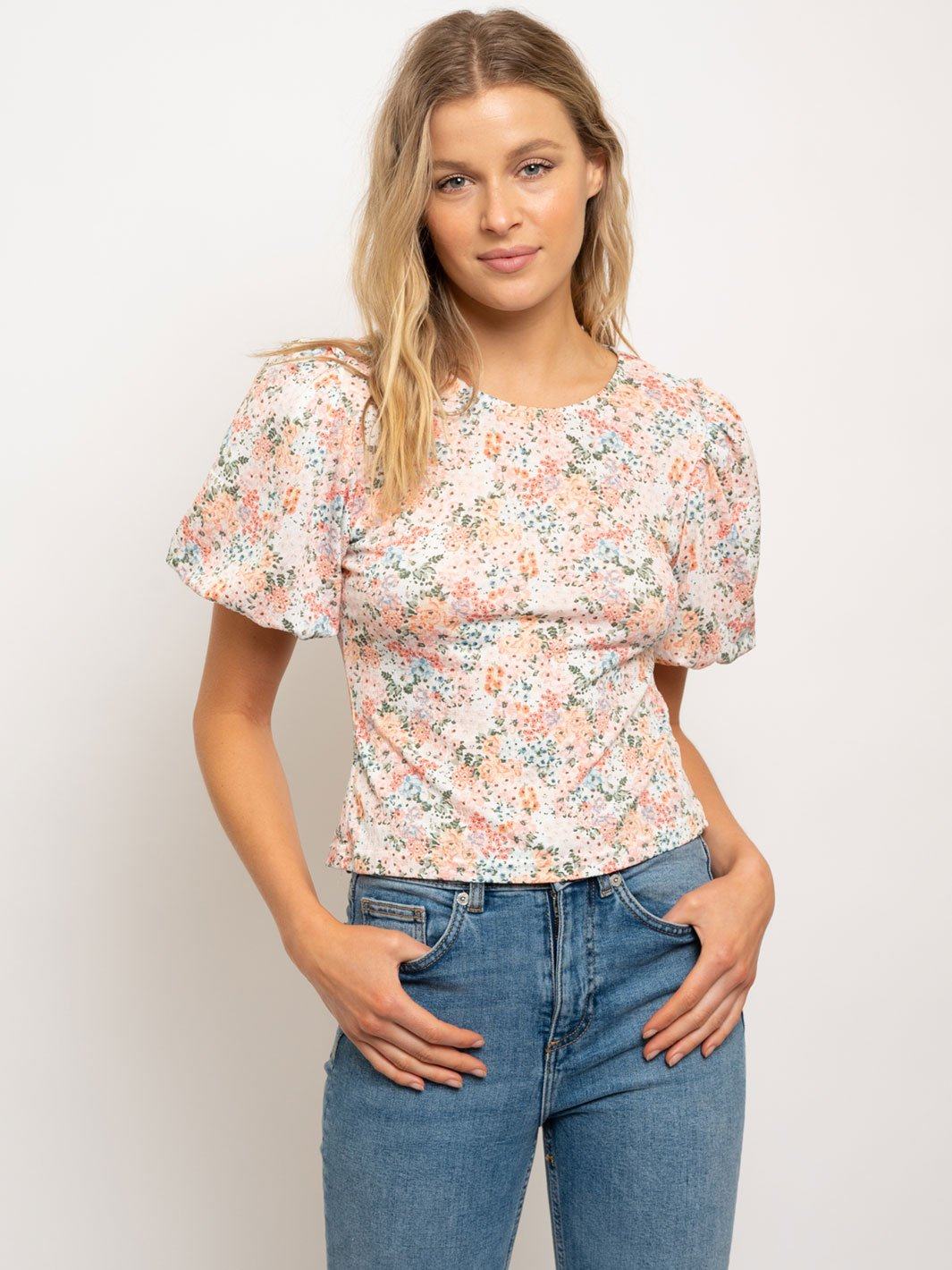 WOMEN'S PUFFED SLEEVE CREW NECK TOP