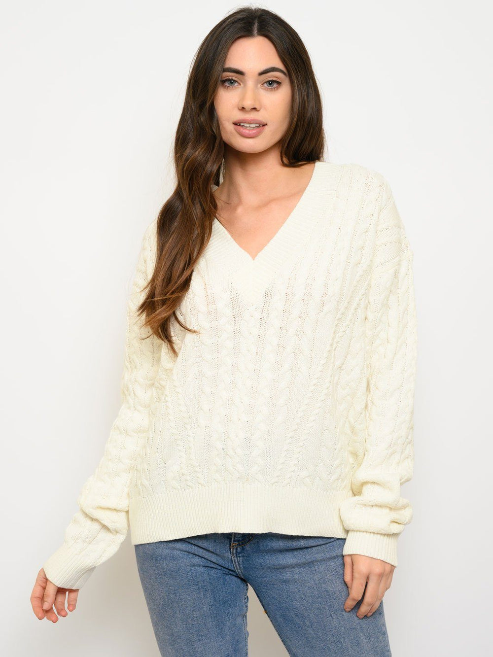 WOMEN'S LONG SLEEVE CABLE KNIT V-NECK SWEATER