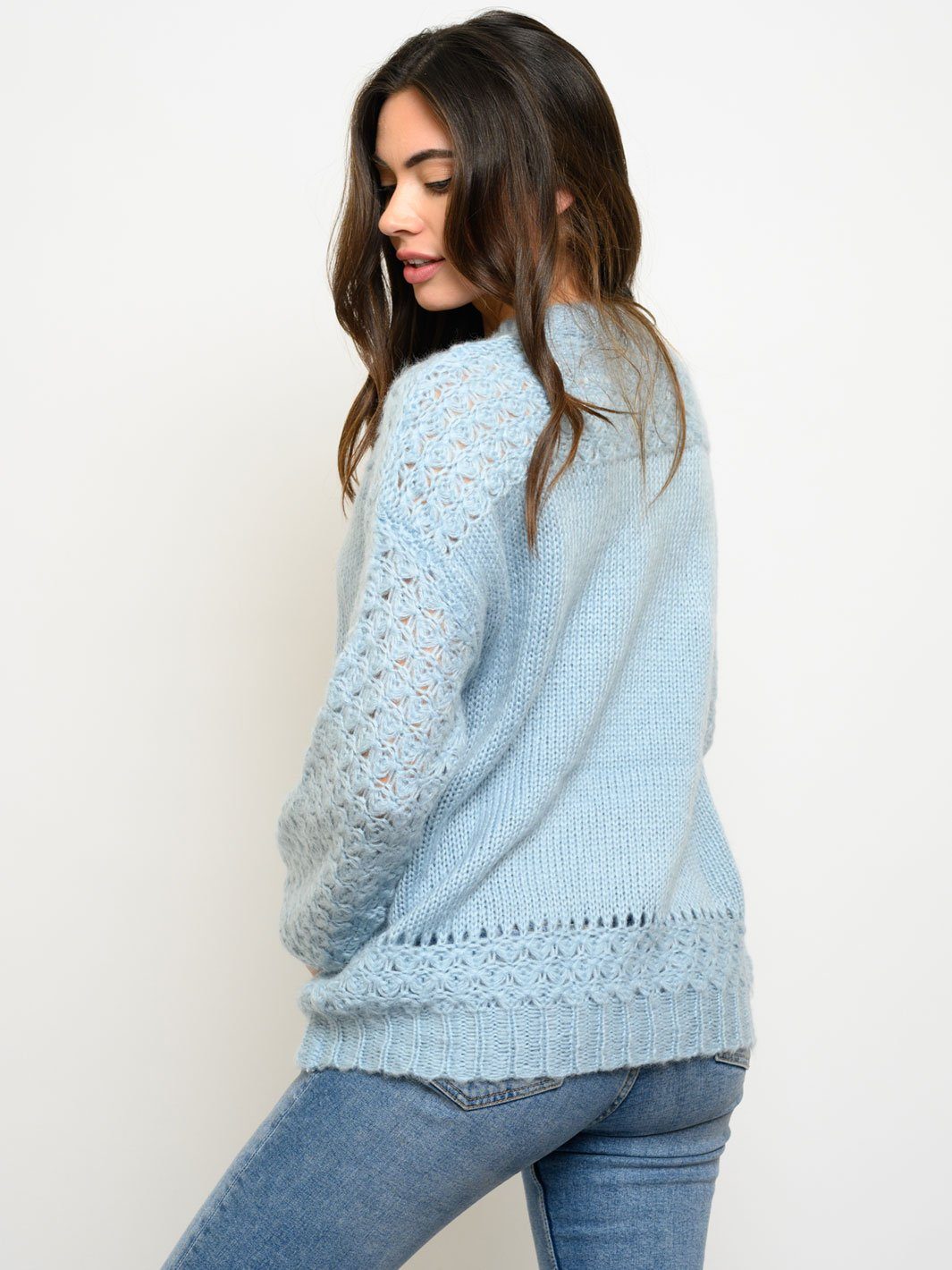 WOMEN'S CROCHET DETAIL SWEATER