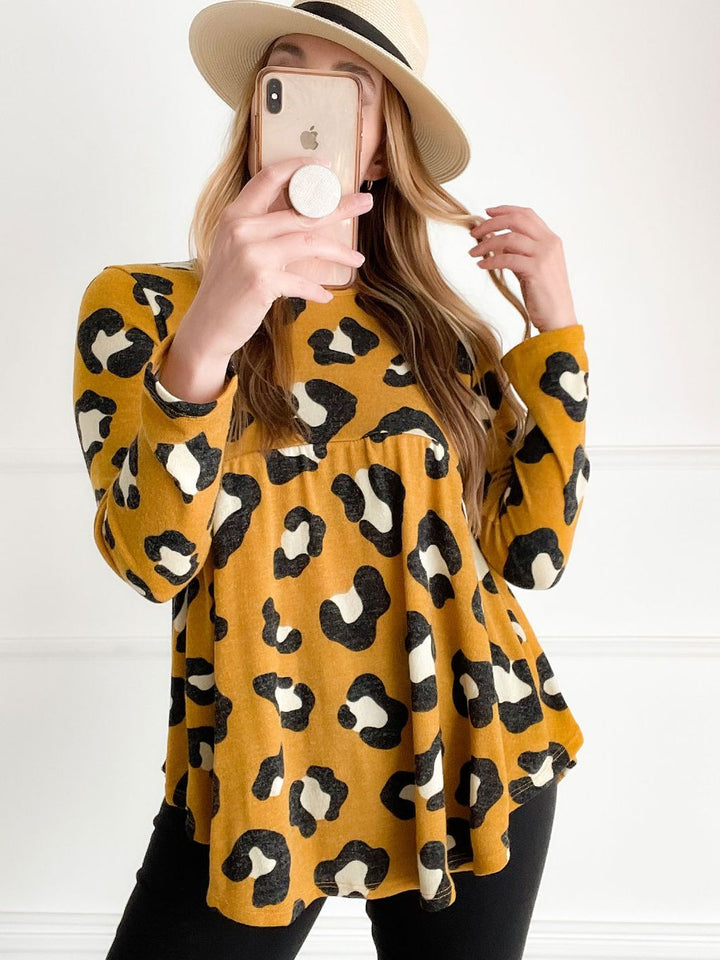 PLUS SIZE LONG SLEEVE ANIMAL PRINT BABYDOLL TOP