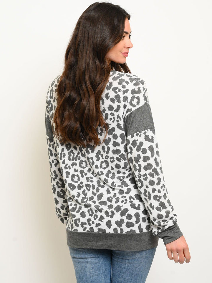 WOMEN'S LONG SLEEVE ANIMAL PRINT TOP