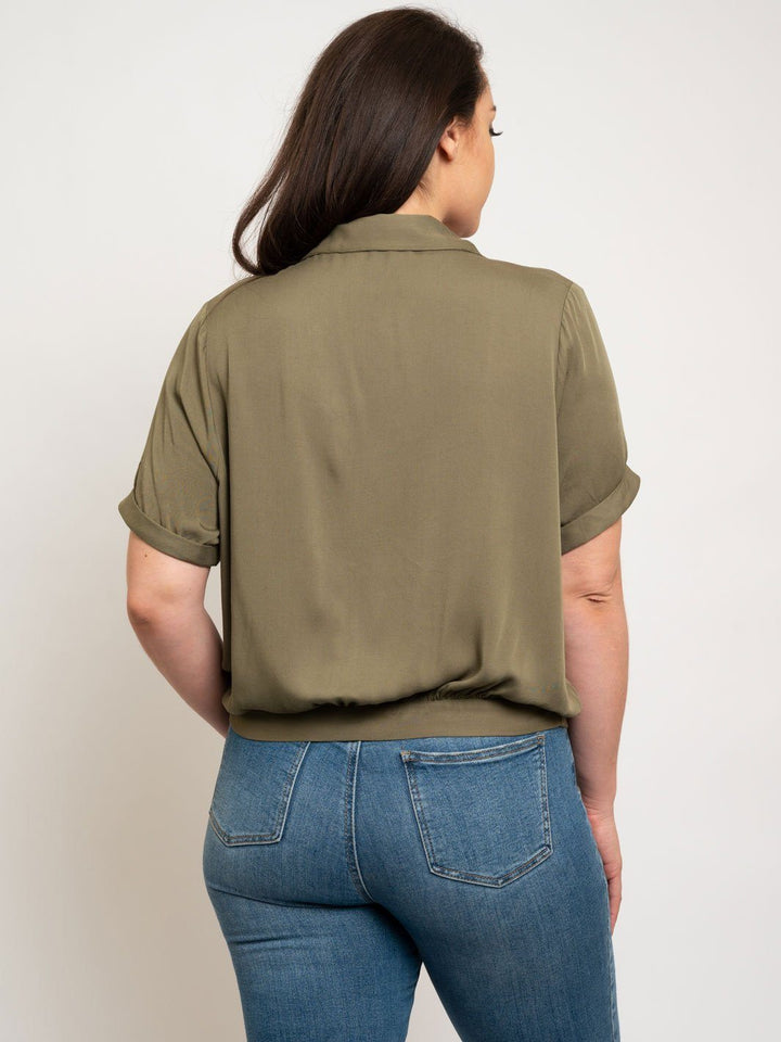 PLUS SIZE BUTTON UP TOP