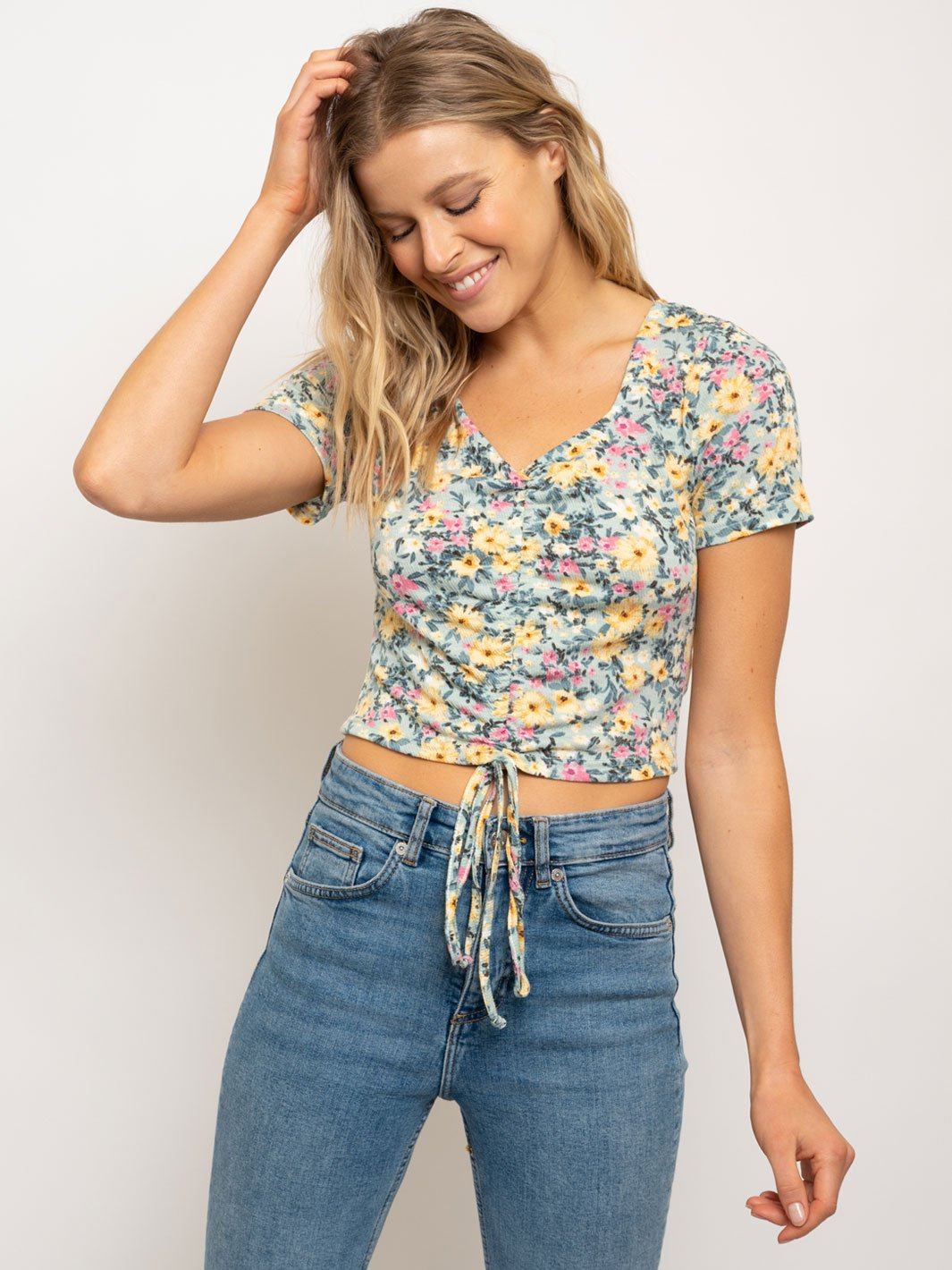 WOMEN'S RUCHING FRONT TOP